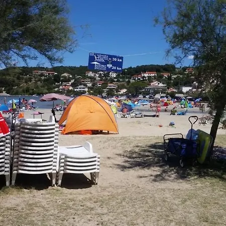 דירה Apartments Kampor Kampor