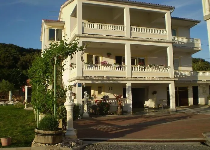 Apartments Kampor Kampor