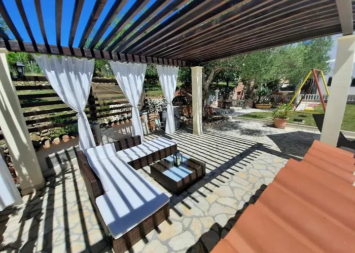 Apartments Kampor דירה Kampor