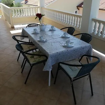 Apartments Kampor * Kampor