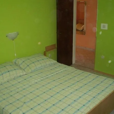 Apartments Kampor Apartment *