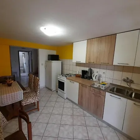 Apartments Kampor * Kampor