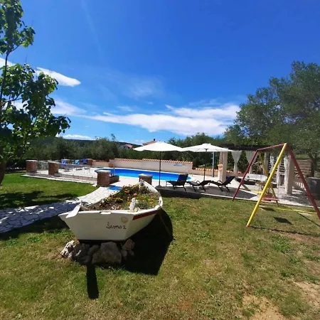 Apartments Kampor Apartman *