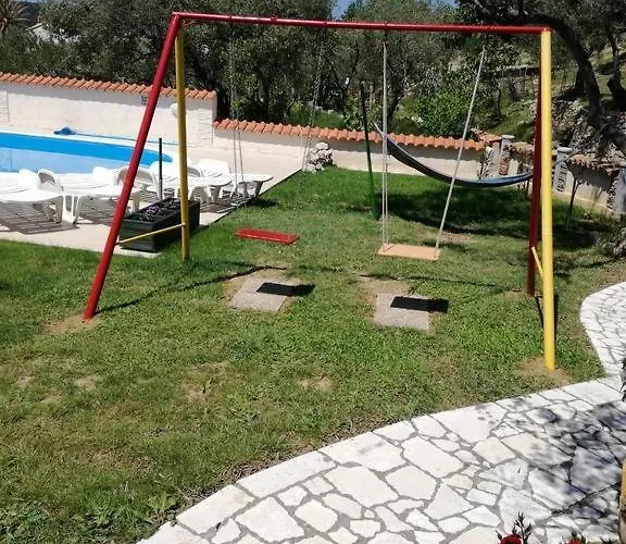 Apartments Kampor *