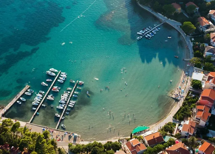 Apartments Kampor Daire *