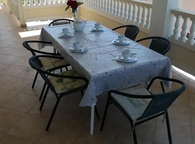 Apartments Kampor * Kampor