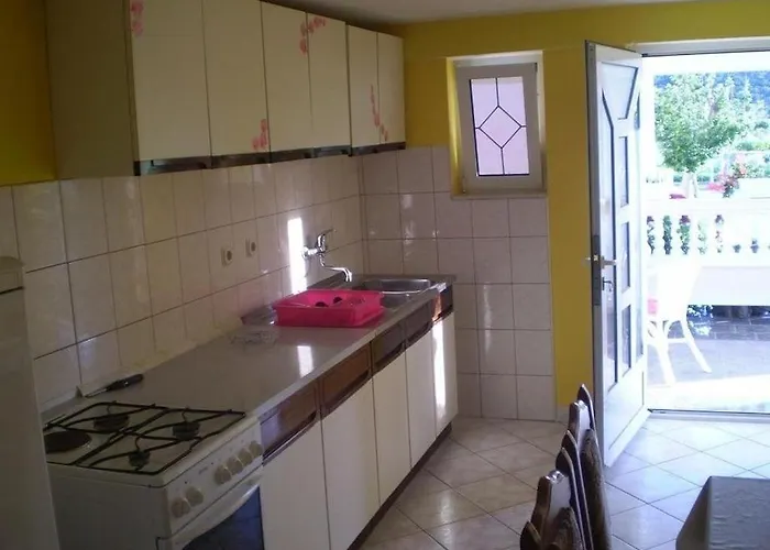 Apartments Kampor *